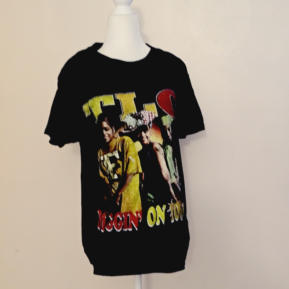 TLC Diggin On You Women's Medium Band Tee